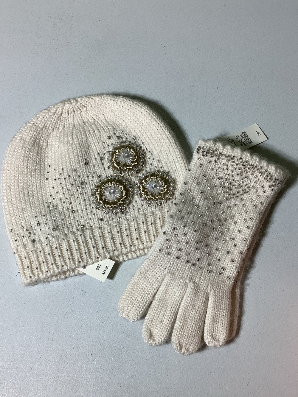 Talbots Alpaca/Mohair/acrylic blend hat and gloves set